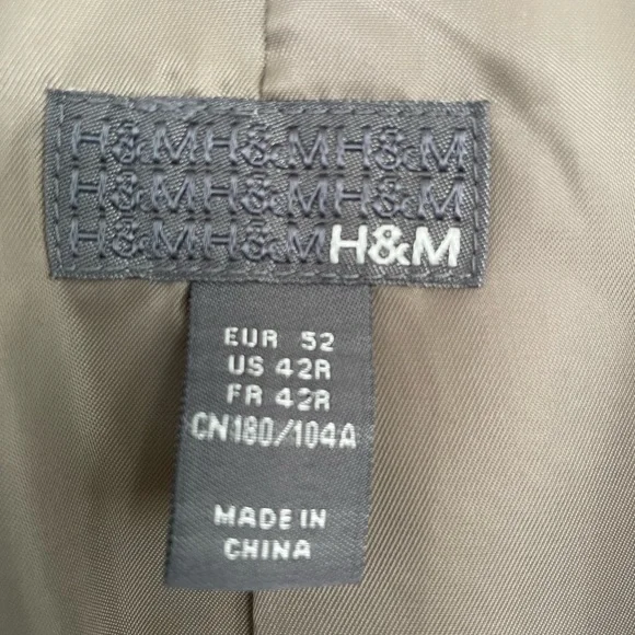 Men’s Linen Blazer.